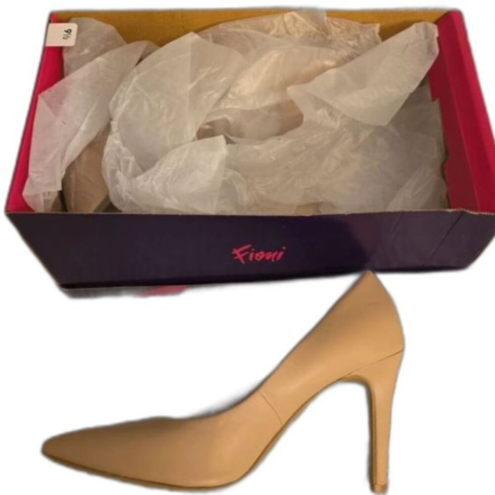 Fioni Habit Nude Heels Womens 9.5